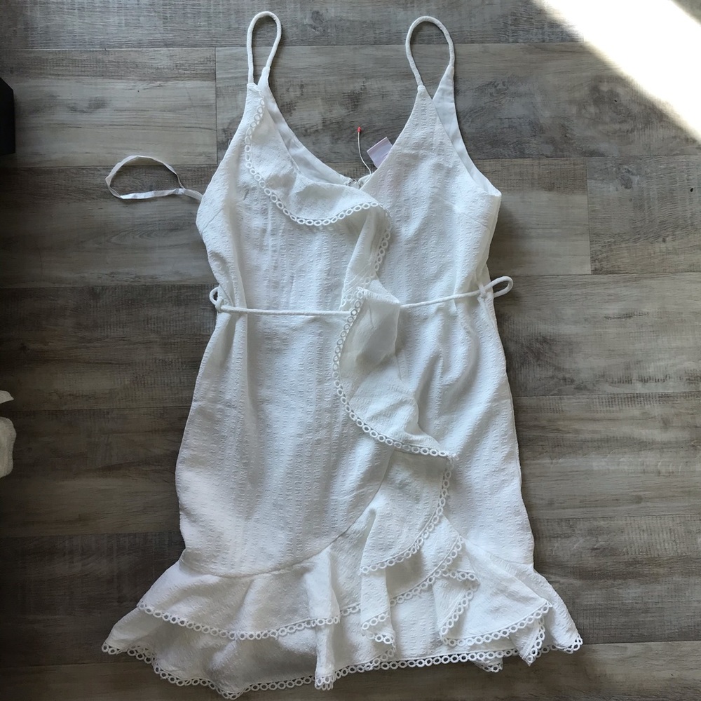 White dress straps